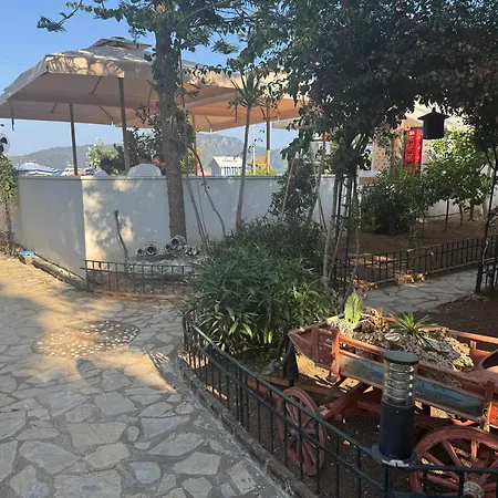Beachwood Szálloda