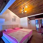 Hotel Beachwood *